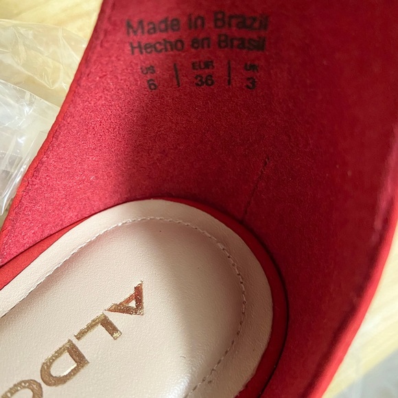 Aldo Sandals (New)
Bordo Leather Nubuck - Picture 3 of 4